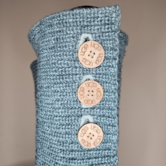 Ugg Women's Shoes Classic Cardy Knit Ugg Boots - Picture 12 of 16